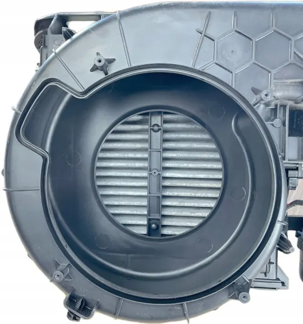 Lämmitysydin Mercedes W164 W251 OEM Bensiini image 7