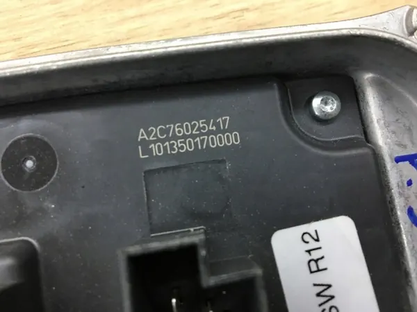 Module Convertisseur LED Mercedes A2239002926 - Occasion image 7