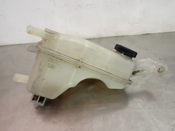 Erweiterungstank Toyota Corolla E15 image 4