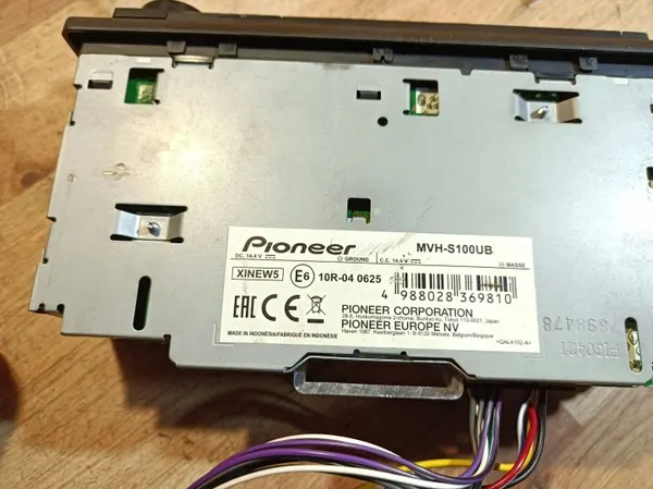 Estación multimedia Pioneer OEM 10R040625 para Seat Ibiza III image 5
