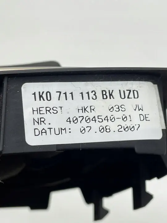 Volkswagen Golf V 2007 Versnellingspook / Boven image 3