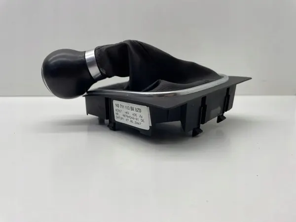 Volkswagen Golf V 2007 Versnellingspook / Boven image 4