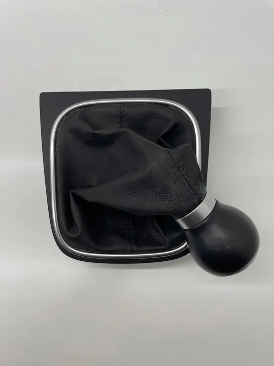 Volkswagen Golf V 2007 Versnellingspook / Boven image 6