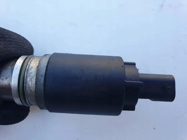 BMW F20 F30 F10 Electrovalve 7622768 image 4