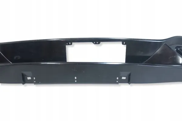Diffuseur OEM 5H6807568J pour pare-choc arrière VW Golf VIII image 3