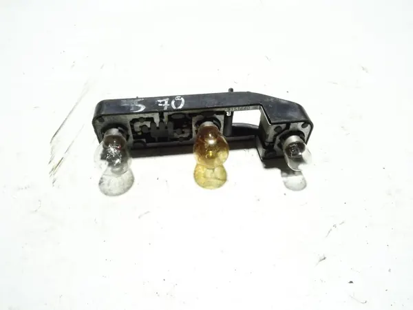 Conector lámpara trasera Volvo V70 I OEM 9151640 image 2