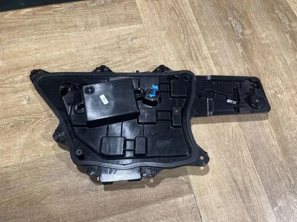 JAGUAR F-PACE Tampa da Porta Traseira Direita MK8324766A image 2