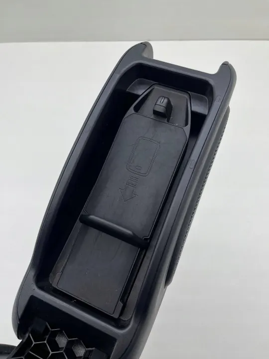 F55 middenconsole armsteunheffing - Gebruikt OEM-onderdeel image 8