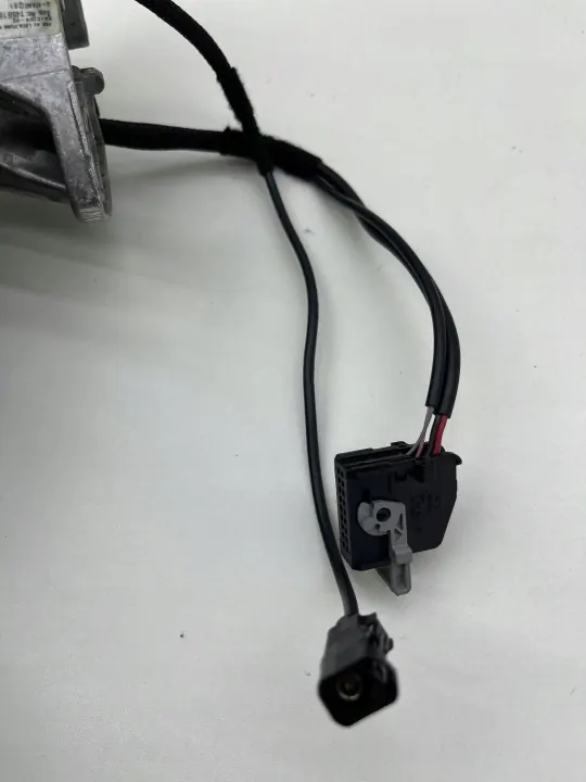 F55 middenconsole armsteunheffing - Gebruikt OEM-onderdeel image 9