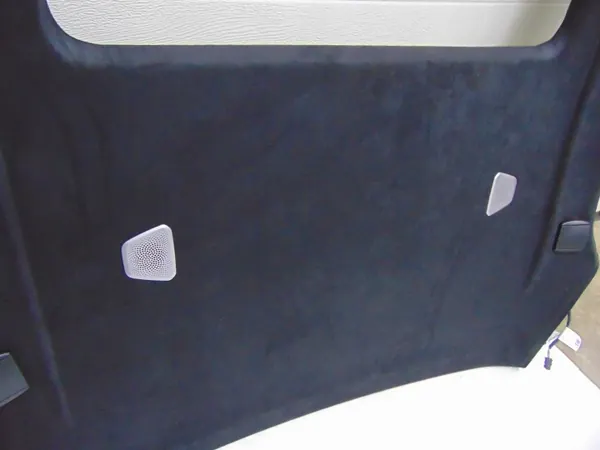 Plafonnier BMW X5 G05 OEM 7240096 - Alcantara Panoramique image 3