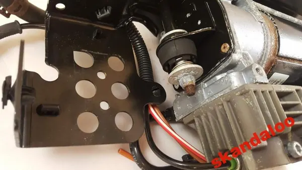 Compressore Sospensione AUDI A6 C6 4F0616005F image 4