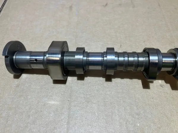 KIA SPORTAGE III 1.6 GDI Utsläppskamaxel 24370-2B610 image 7