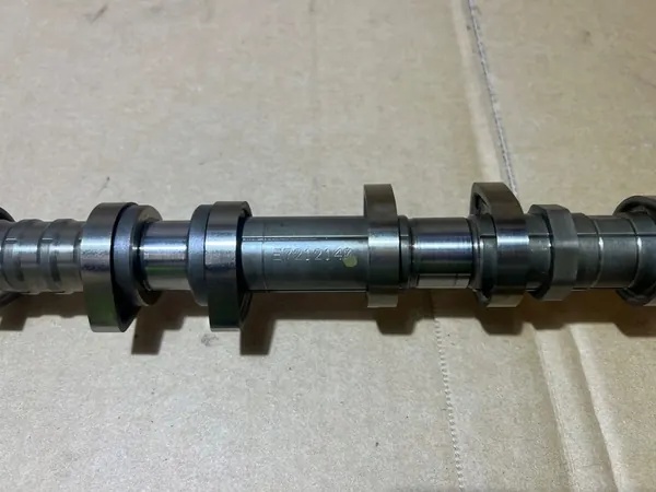 KIA SPORTAGE III 1.6 GDI Utsläppskamaxel 24370-2B610 image 8