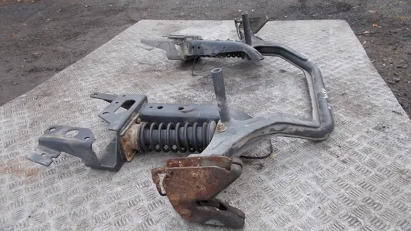 Suporte de fechadura cabine OEM 1141958700002 Mercedes Axor image 4