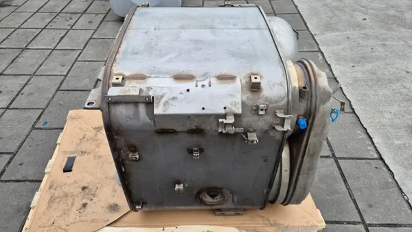 MAN TGX TG3 Uitlaatkatalysator OEM 81.15103.6345 image 8