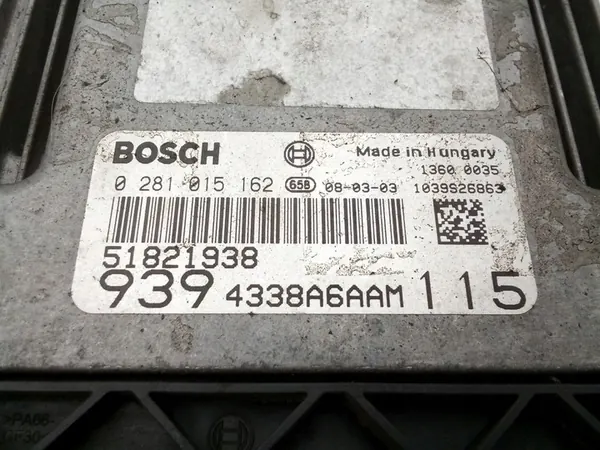 ALFA ROMEO 159 1.9JTD Ordinateur de moteur 0281015162 image 2