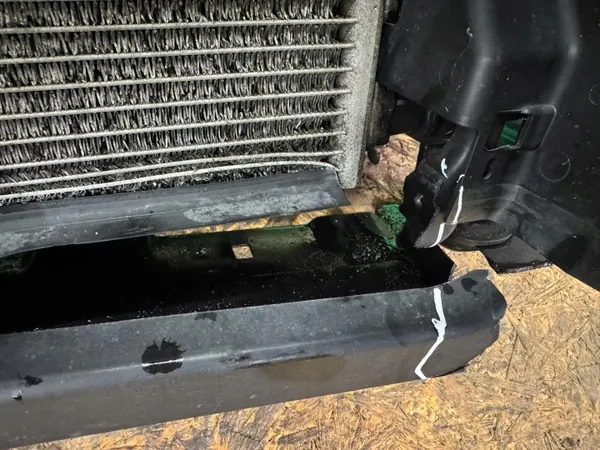 Ensemble Ventilateur Radiateur Avant OEM VW Passat B6 2.0 TDI image 9