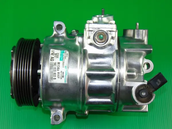 OEM 1K0820803S AC-kompressori 2.0TDI:lle venttiilillä image 2