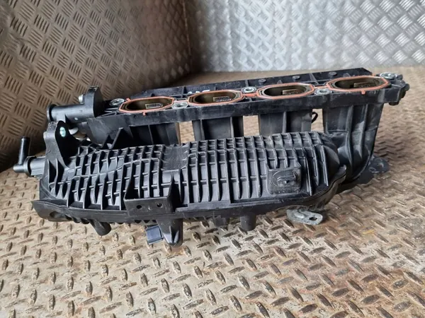 Nissan OE 3YM1A Coletor de admissão image 4