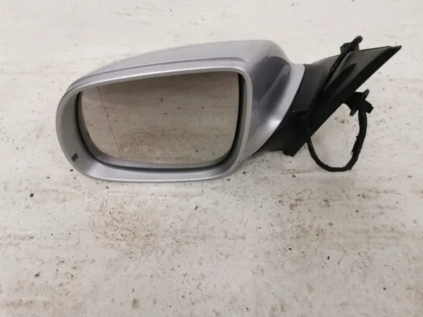 OEM 8R1857409A vasen peili Audi Q5:lle - 10-piikkinen image 2