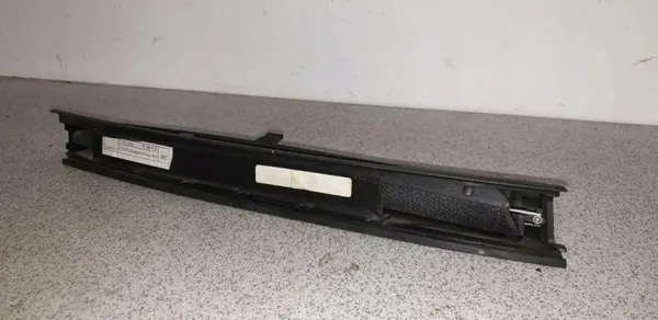 BMW 5 E39 Kofferraumrollo OEM 7110235 image 3