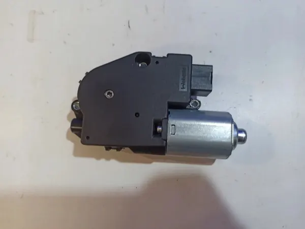 Schiebedachmotor OEM 3103158 für Volvo S60 II 2017 image 4