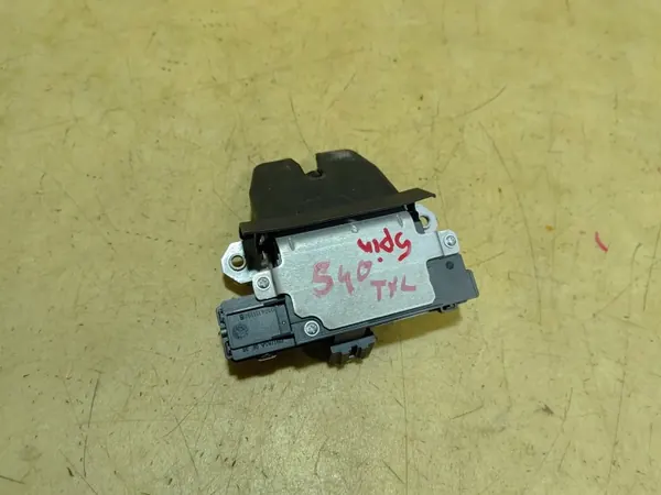 Volvo S40 II V50 kofferbakslot OEM 4N51-F442A66-AN image 3