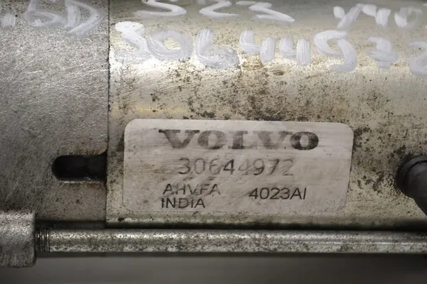 Arrancador VOLVO V40 II 1.6 D2 OE 30644972 image 2