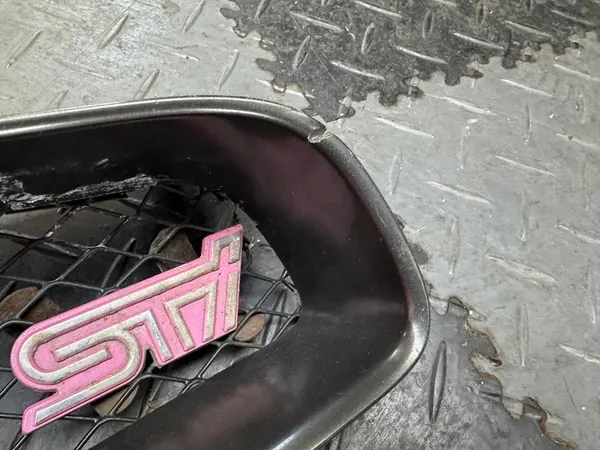 Griglia anteriore Subaru Impreza STI 03-05 OEM 91121FE110 image 8
