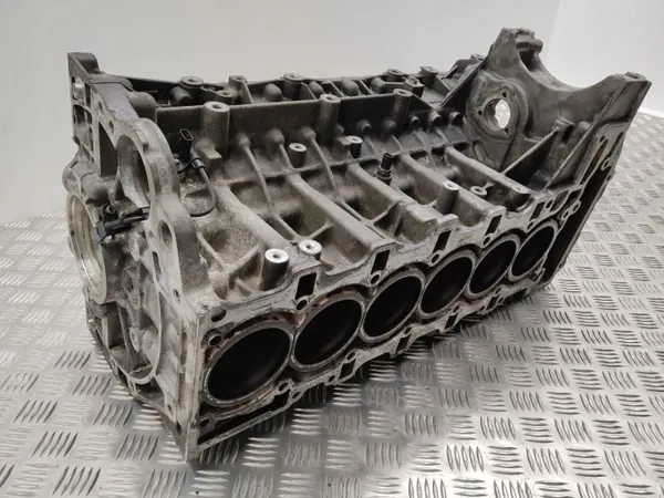 BMW N55B30A motorblock - Begagnad OEM-del image 8