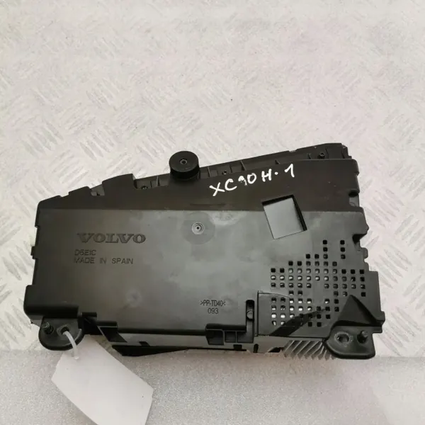 Head-up display Volvo XC90 2019 OEM 32233452 image 8