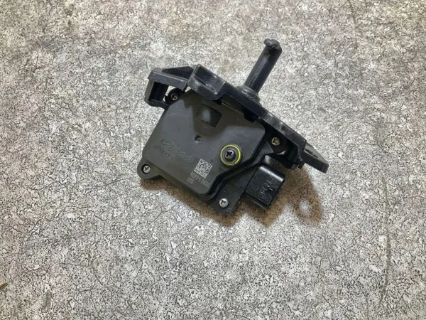 Motor de compuerta Hyundai usado OEM RG3EVL240205 image 2