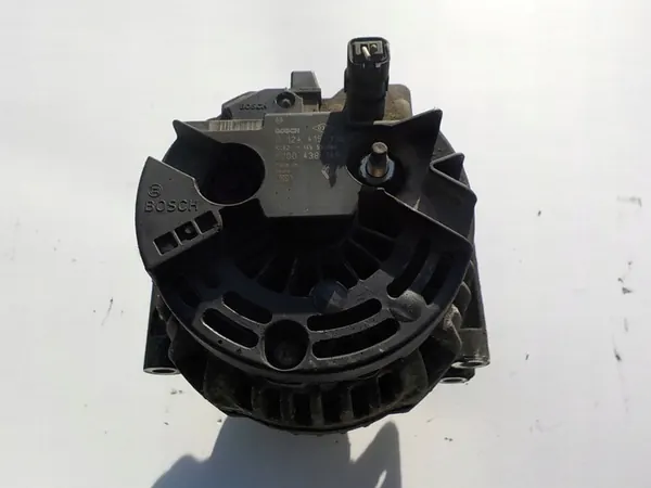 Vaihtovirtageneraattori Dacia Logan I 1.4 16V OE 8200438148 image 2