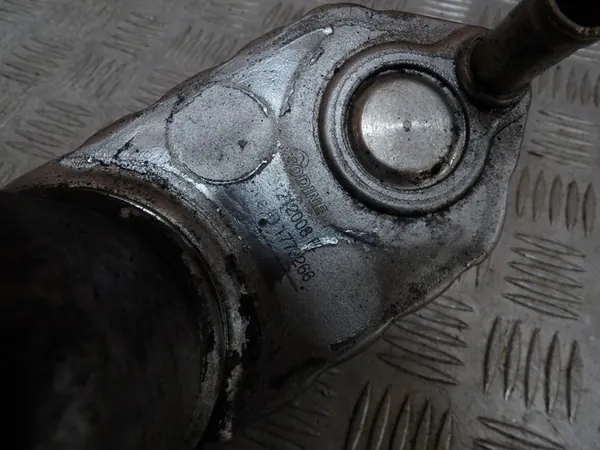 Base de filtre à huile JEEP CHEROKEE KJ 2.8 CRD image 7