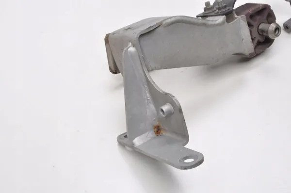 Soporte de escape derecho Ferrari Portofino OEM 914438 200313 image 5