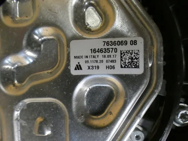 Kylfläkt Mini BMW F39 F45 F48 F55 OEM 7617608 image 3