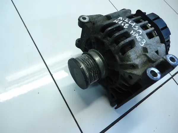 MERCEDES A W168 1.7 1.9 CDI Vaihtovirtageneraattori A0121544302 image 2