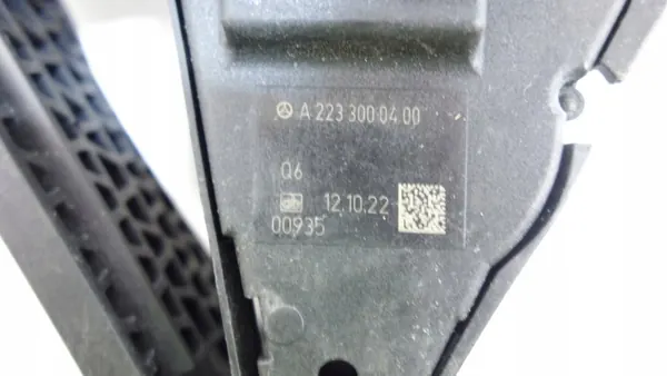 Pédale d'accélérateur Mercedes-Benz OEM A2233000400 image 5