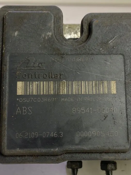 ABS-rempomp Toyota Yaris II image 4