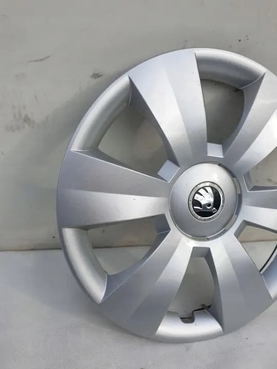 SKODA FABIA III 6V Original Radkappe 15" 6V0601147C image 3