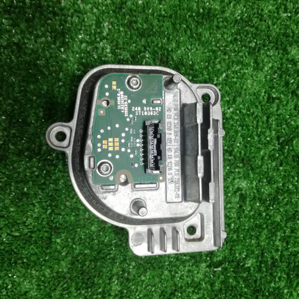 Módulo Controlador LED VW OE 90159762 - Usado image 2