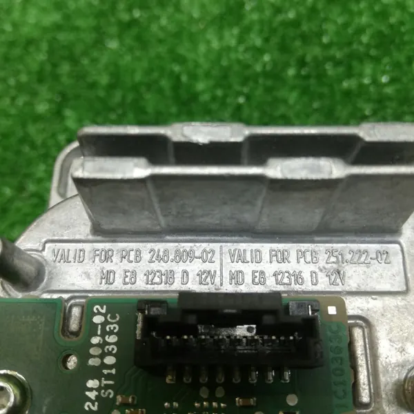 Módulo Controlador LED VW OE 90159762 - Usado image 3