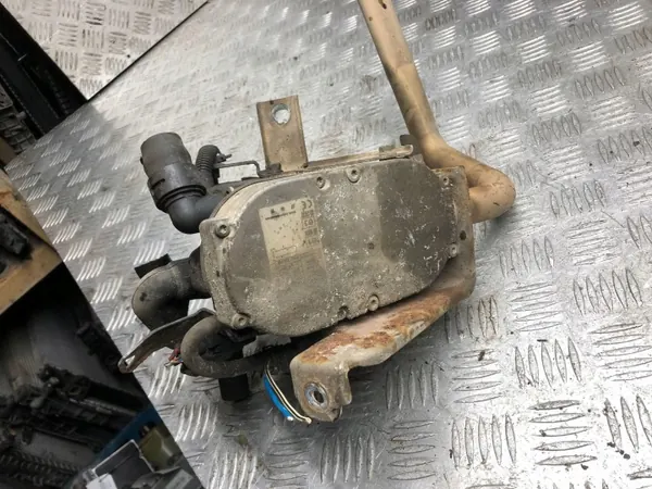 Chauffage stationnaire (Webasto) Toyota Yaris 2006 OEM DRA66682 image 3