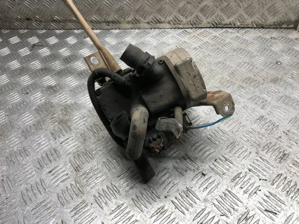 Chauffage stationnaire (Webasto) Toyota Yaris 2006 OEM DRA66682 image 4
