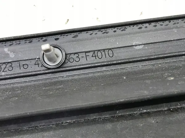 Junta da Porta Toyota C-HR OEM 67863-F4010 Lado Esquerdo image 3