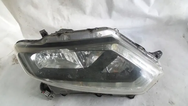 Oikea ajovalaisin sähkömoottorilla image 3