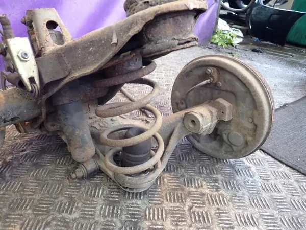 Fiat Palio Weekend Hinterachse OEM Zawada-381881- image 3