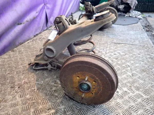 Fiat Palio Weekend Hinterachse OEM Zawada-381881- image 4