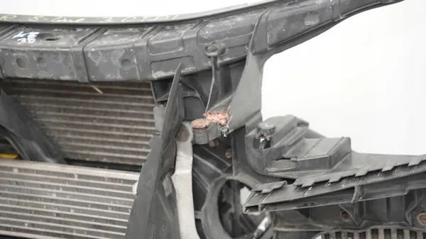 OEM 360206220 Etuhihna Audi Q7 3.0 TDI:lle image 4