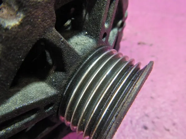 FORD KA I 96-08 1.3 Vaihtovirtageneraattori 90A 3S5T10300AA image 3